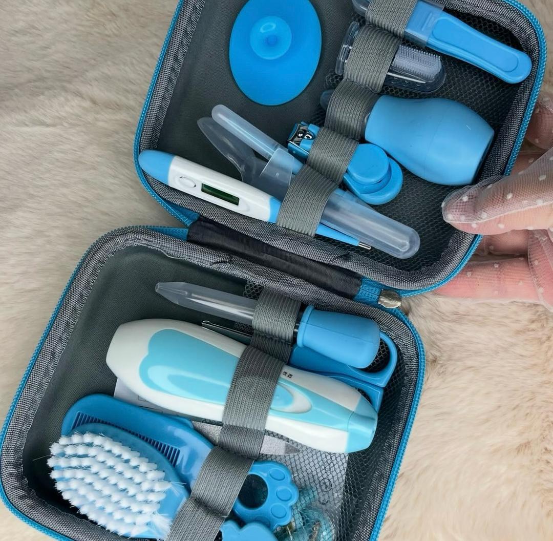 Grooming Kit (20pcs + case)